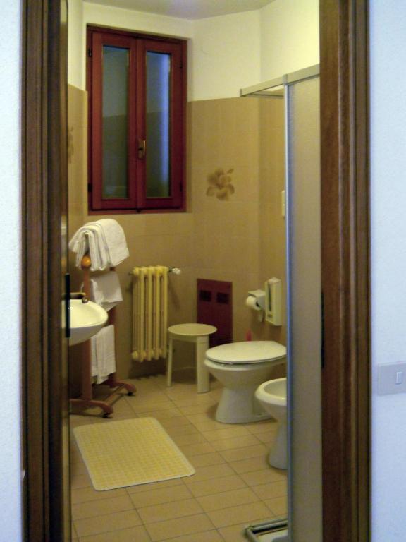 Hotel Del Pesce Luino Chambre photo
