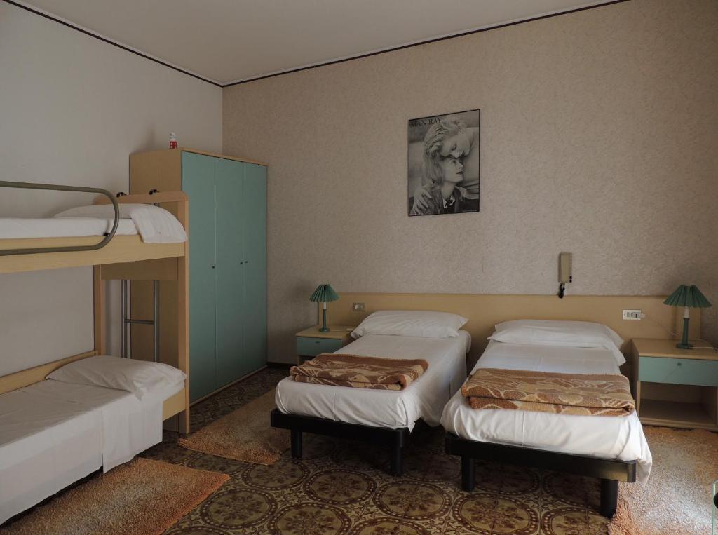 Hotel Del Pesce Luino Chambre photo